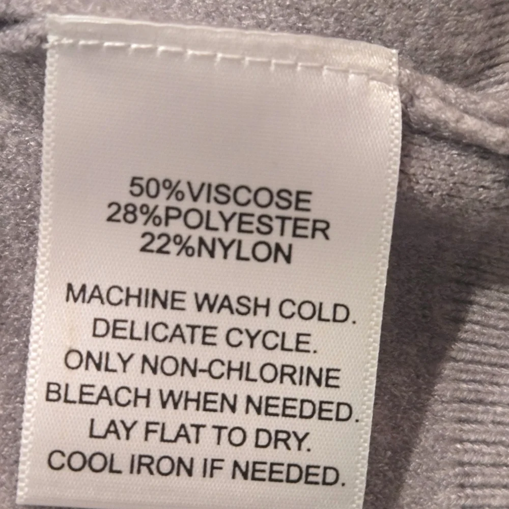 Calligraphie Women Sweater Gray Football Size M sequin superbowl NWT - Picture 10 of 10